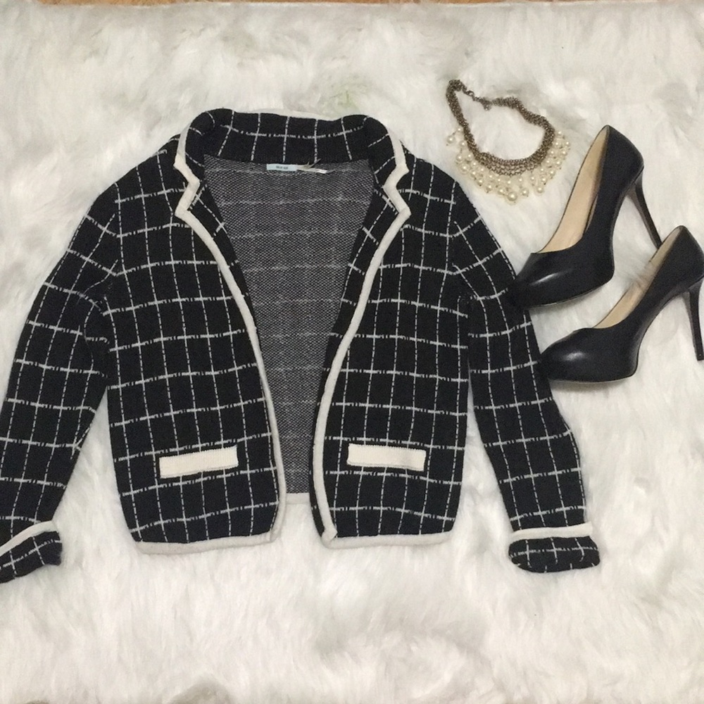 Kimchi Blue Relaxed Cardigan/ Blazer